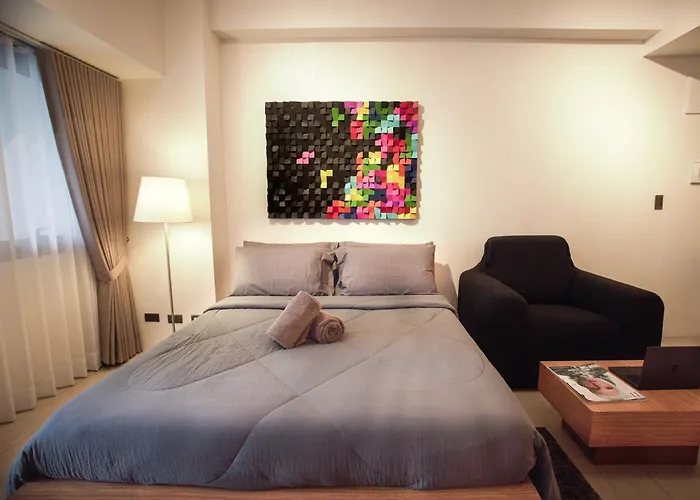 In Salcedo Village, Makati Apartment Manila